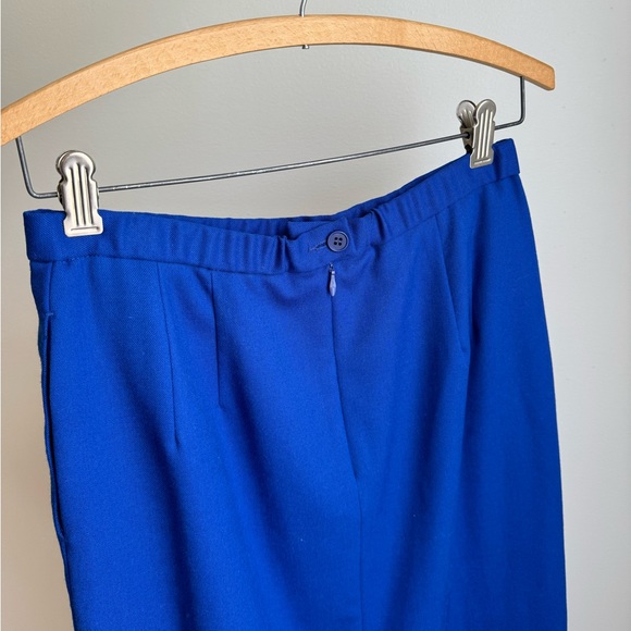 Pendleton women’s blazer and skirt set. - Picture 12 of 13